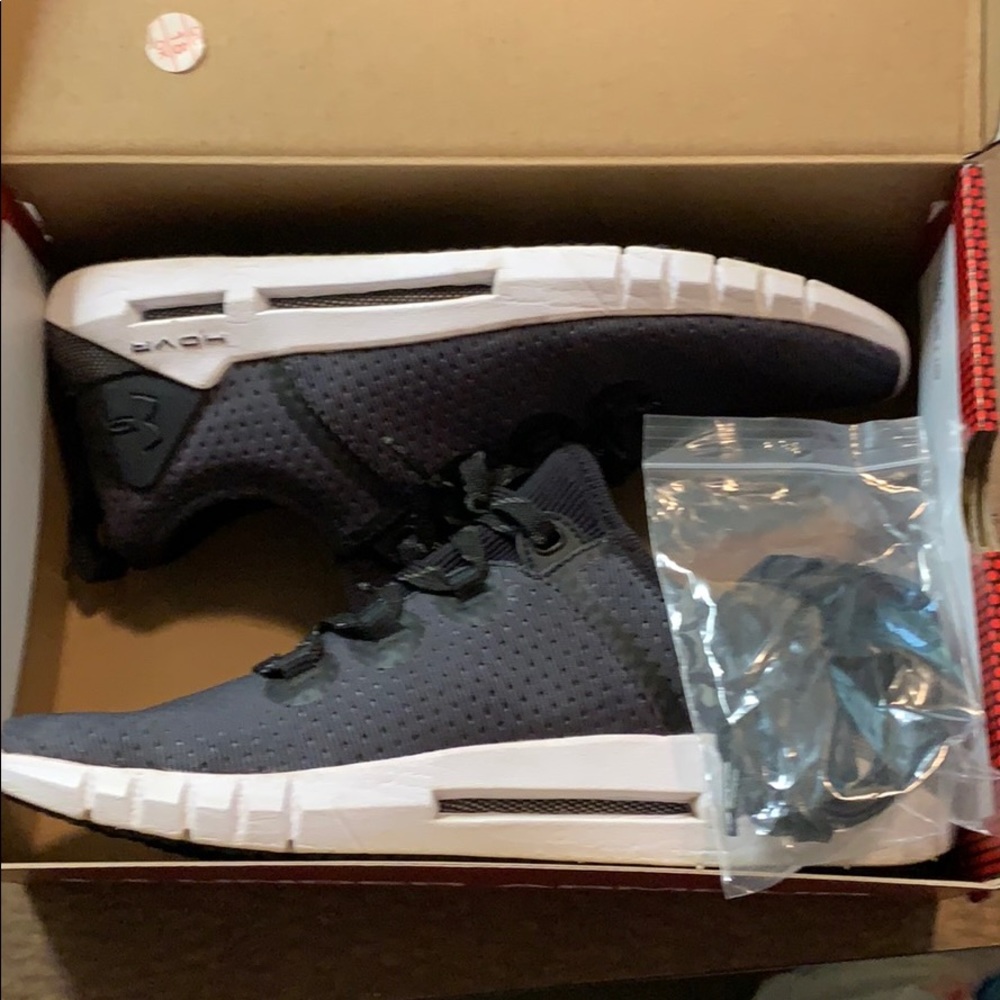 Women’s UA Hovr SLK shoes